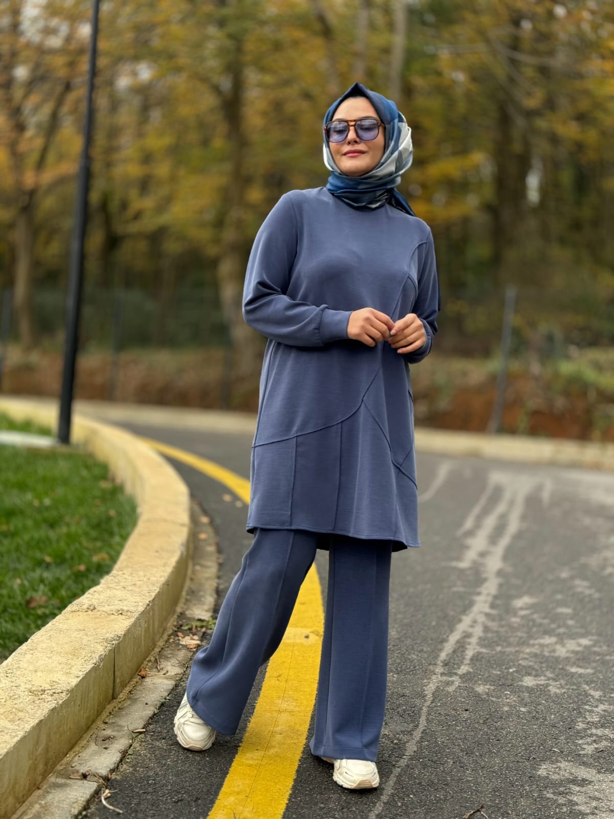 Asimetrik Dikiş Detaylı Tesettür Tunik
