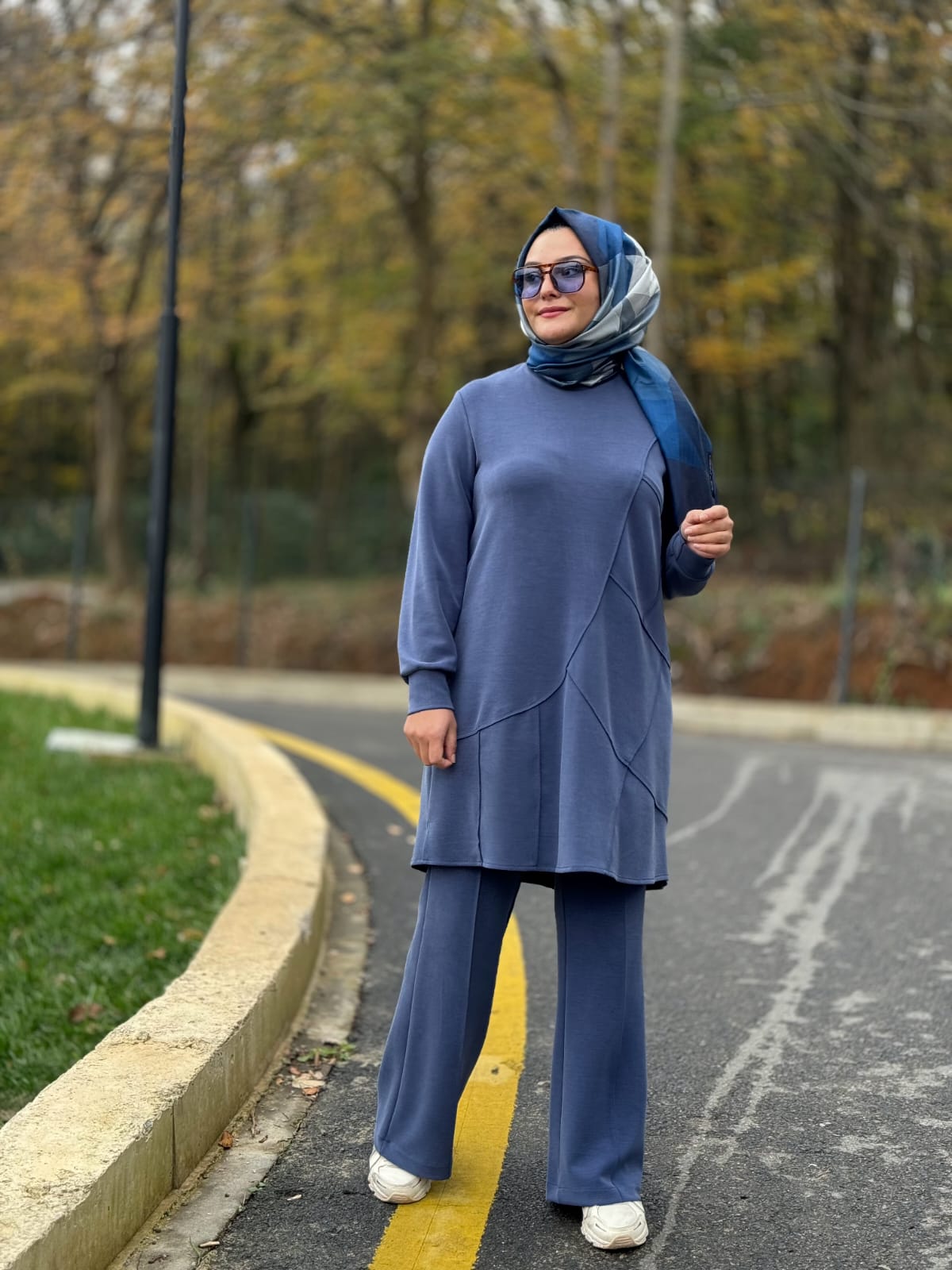 Asimetrik Dikiş Detaylı Tesettür Tunik