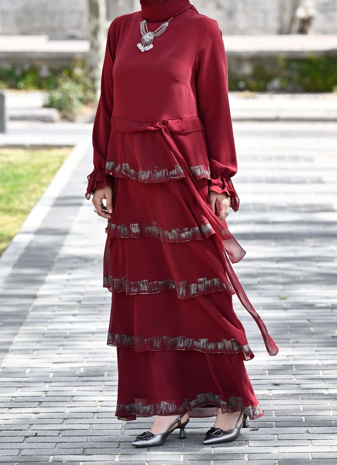 Desenli Volanlı Uzun Elbise
