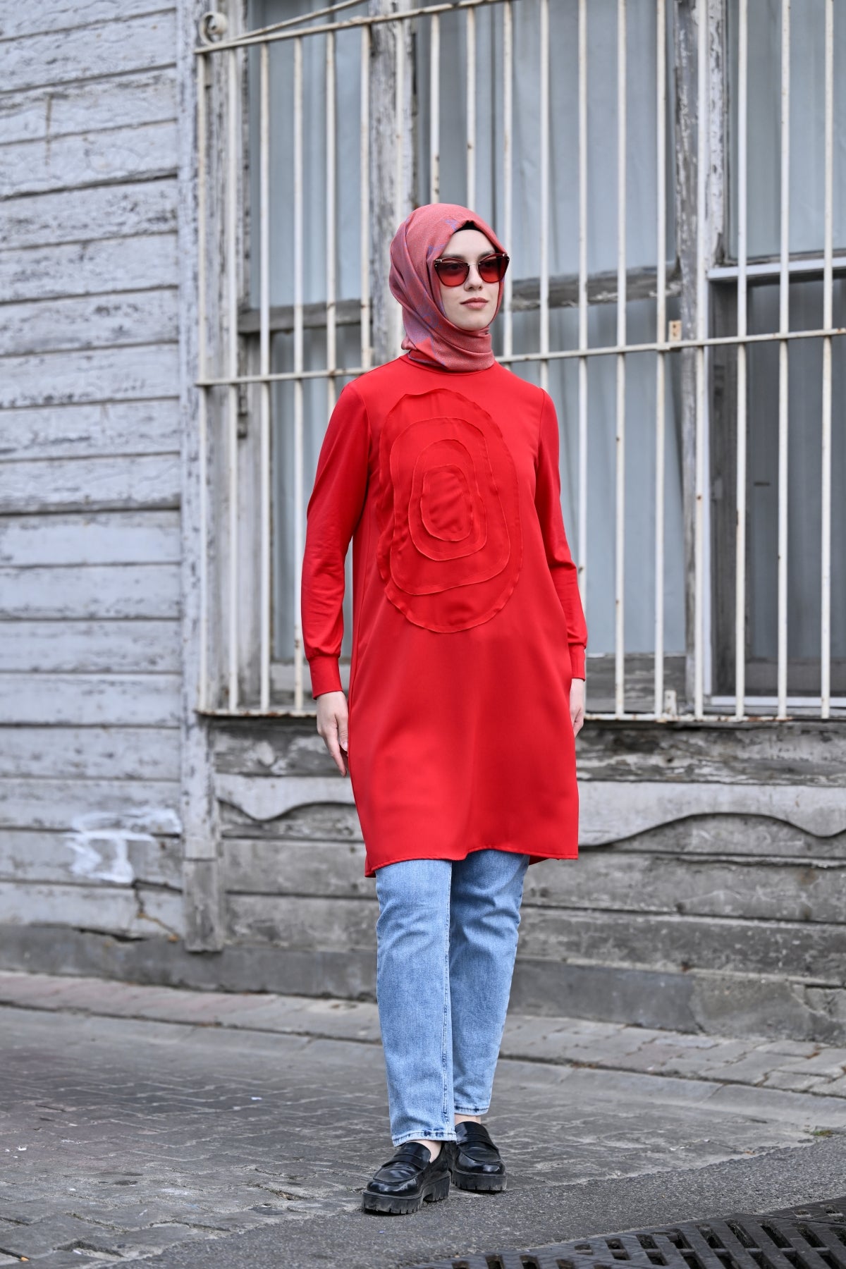 Dalga Form Detaylı Uzun Kollu Tesettür Tunik