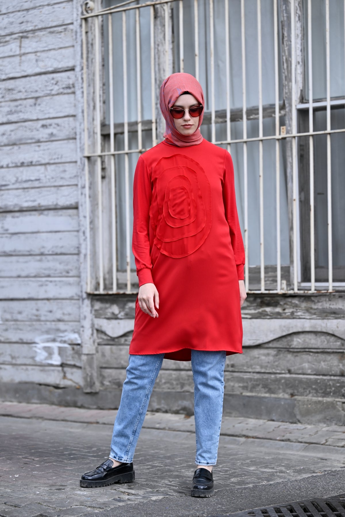Dalga Form Detaylı Uzun Kollu Tesettür Tunik