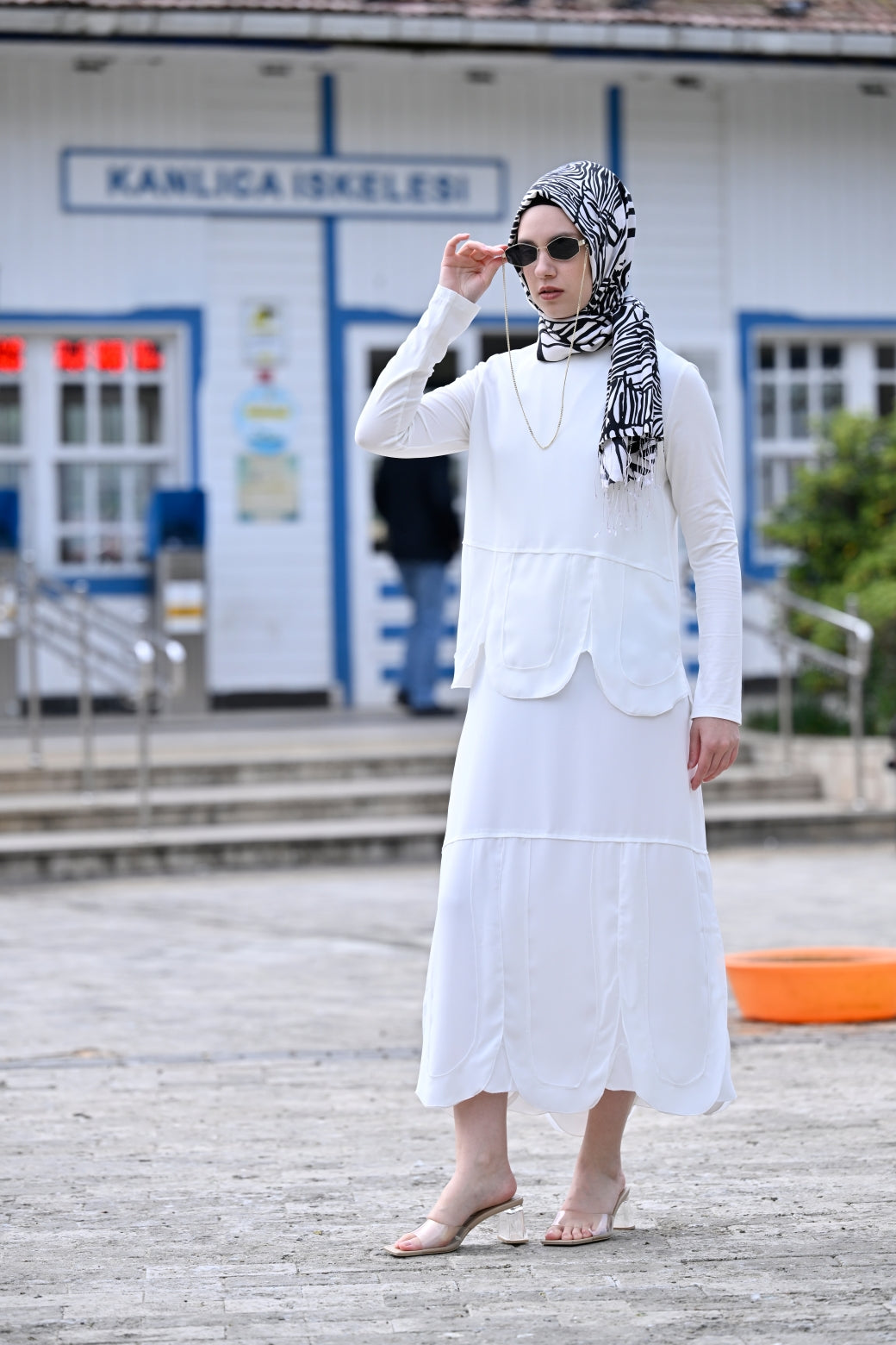Asimetrik Şifon Detaylı Etek Bluz Takım