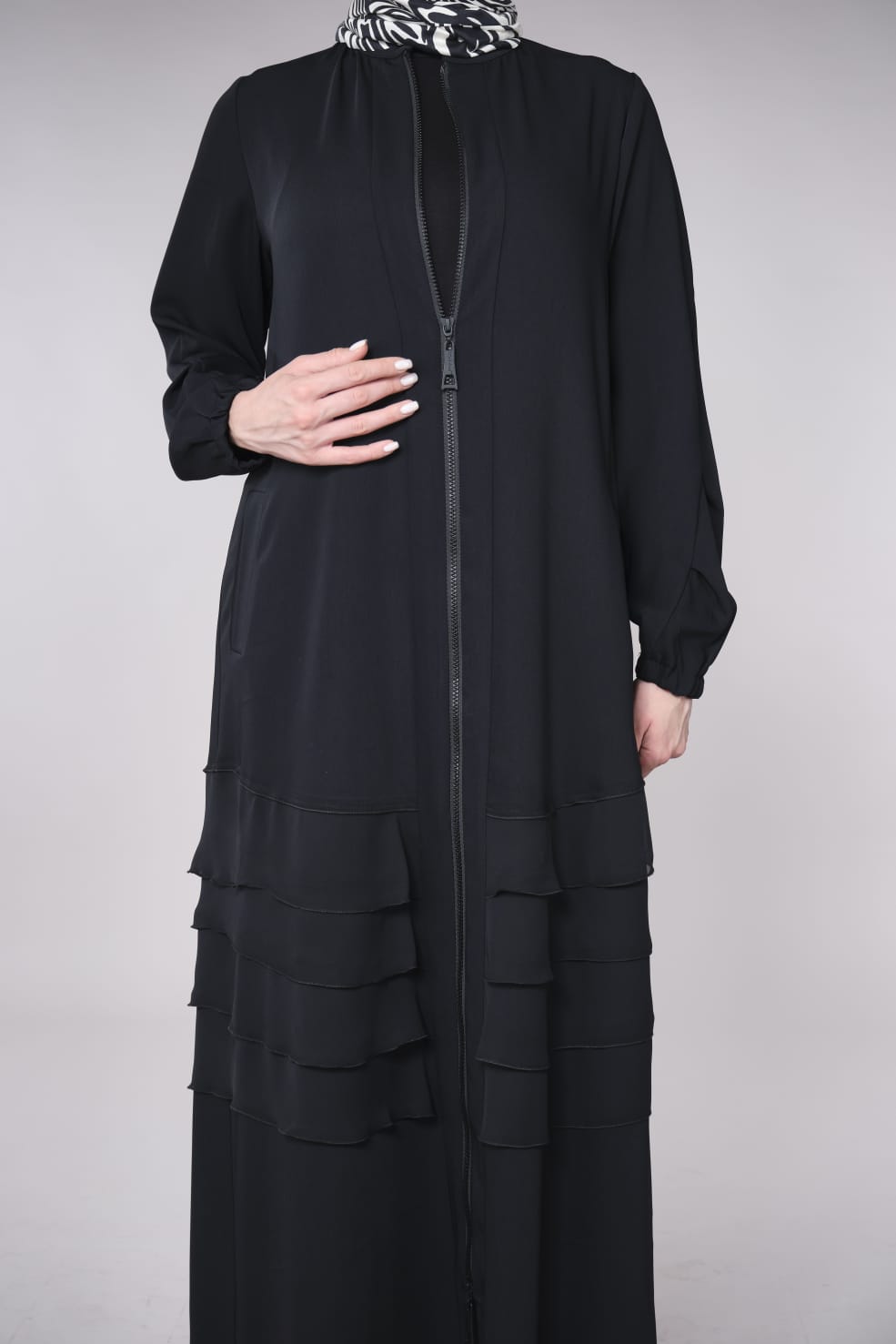 Fermuarlı Kat Kat Şifon Detaylı Ferace