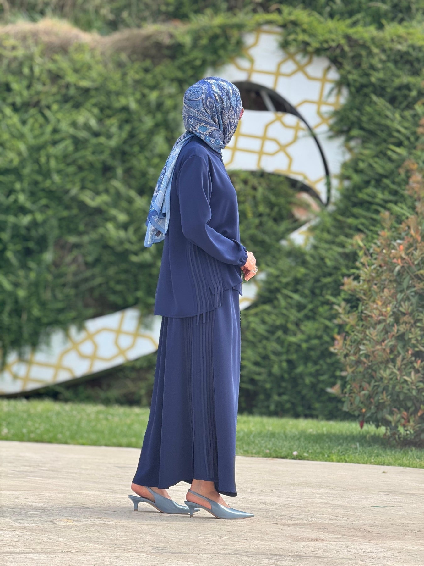 Fermuarlı Biye Detaylı Etek Bluz Takım