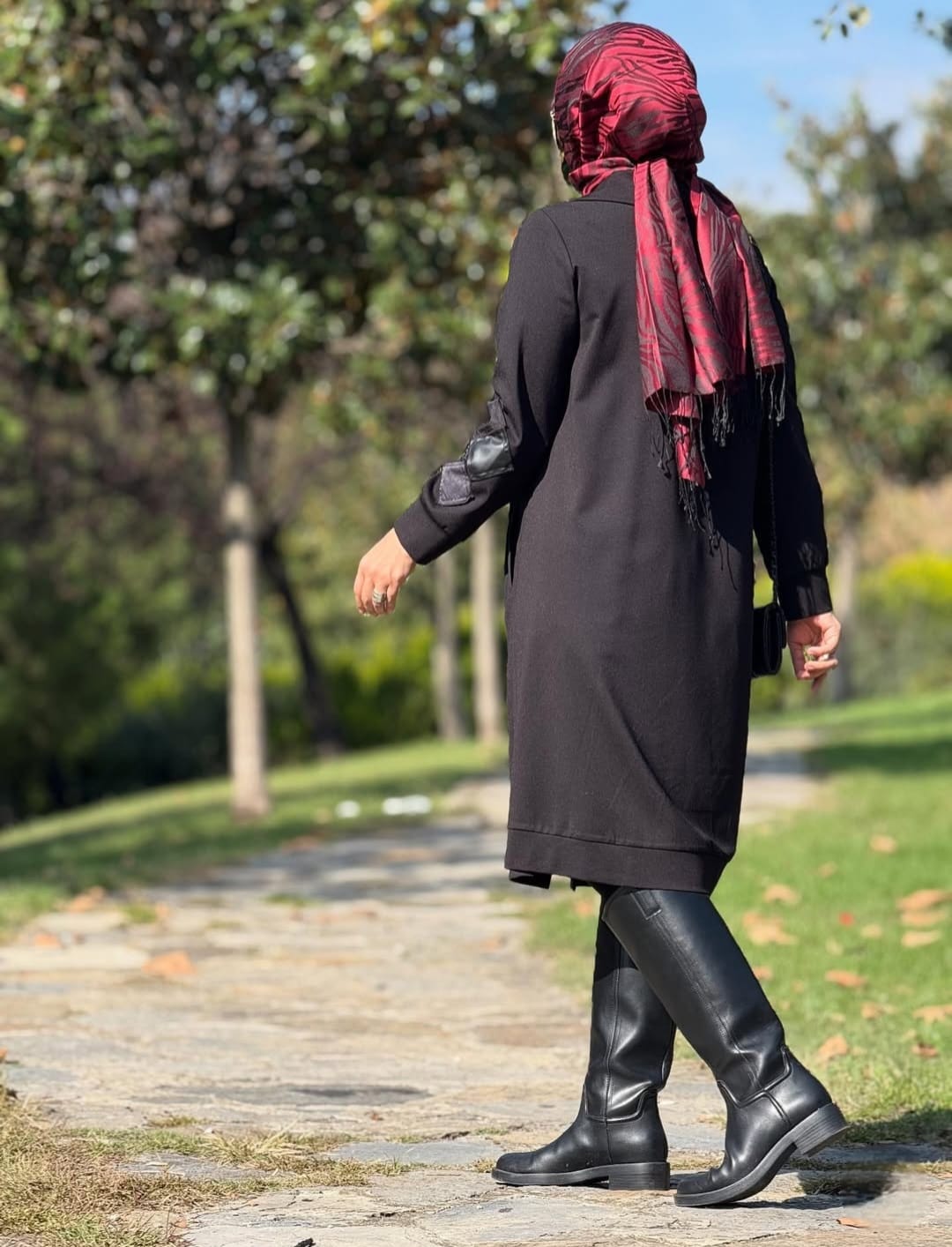 Fermuarlı Patchwork Deri Detaylı Tesettür Kap