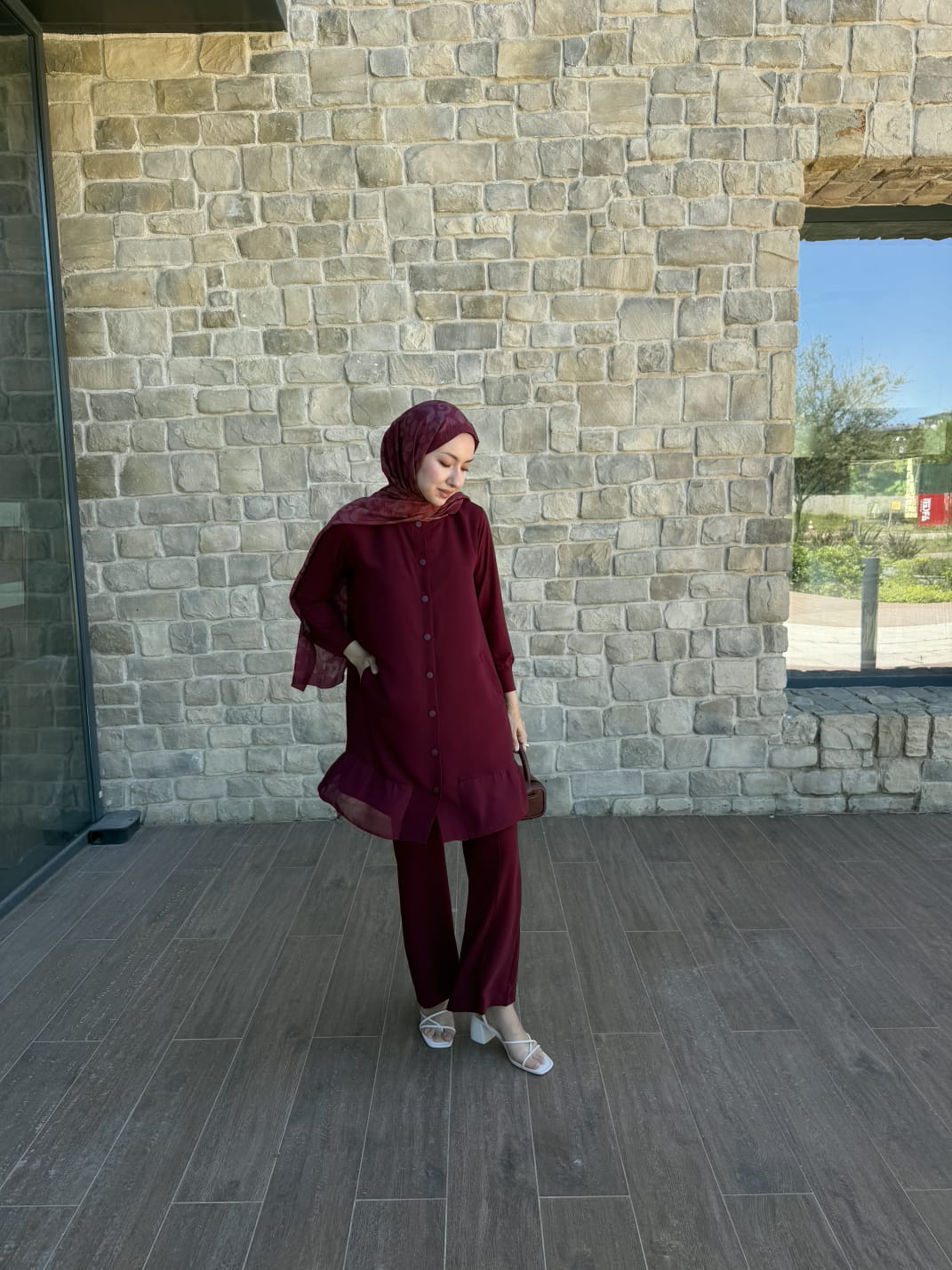Önden Çıtçıtlı Şifon Parça Detaylı Tesettür Tunik