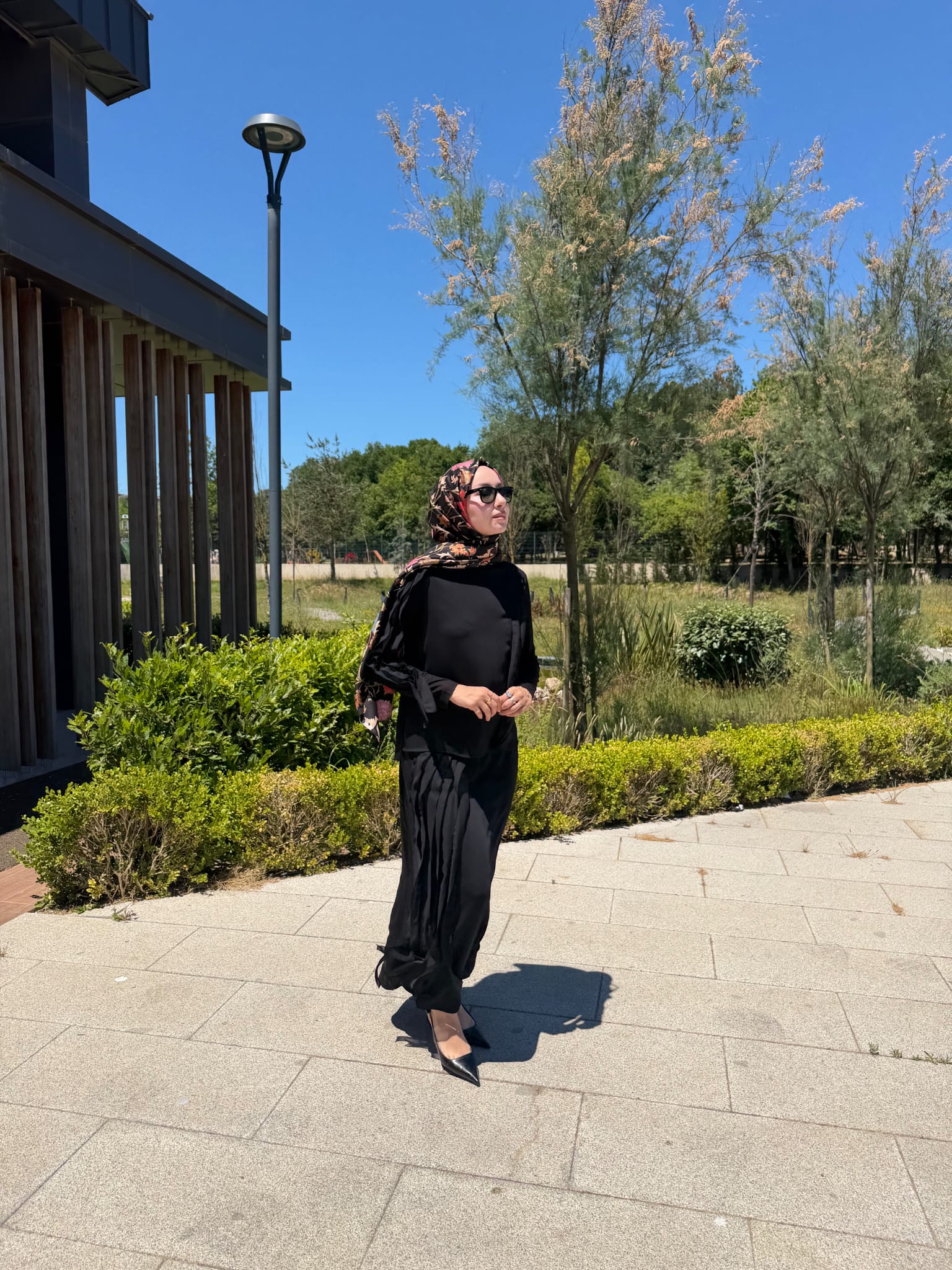Şifon Detaylı Etek Bluz Takım