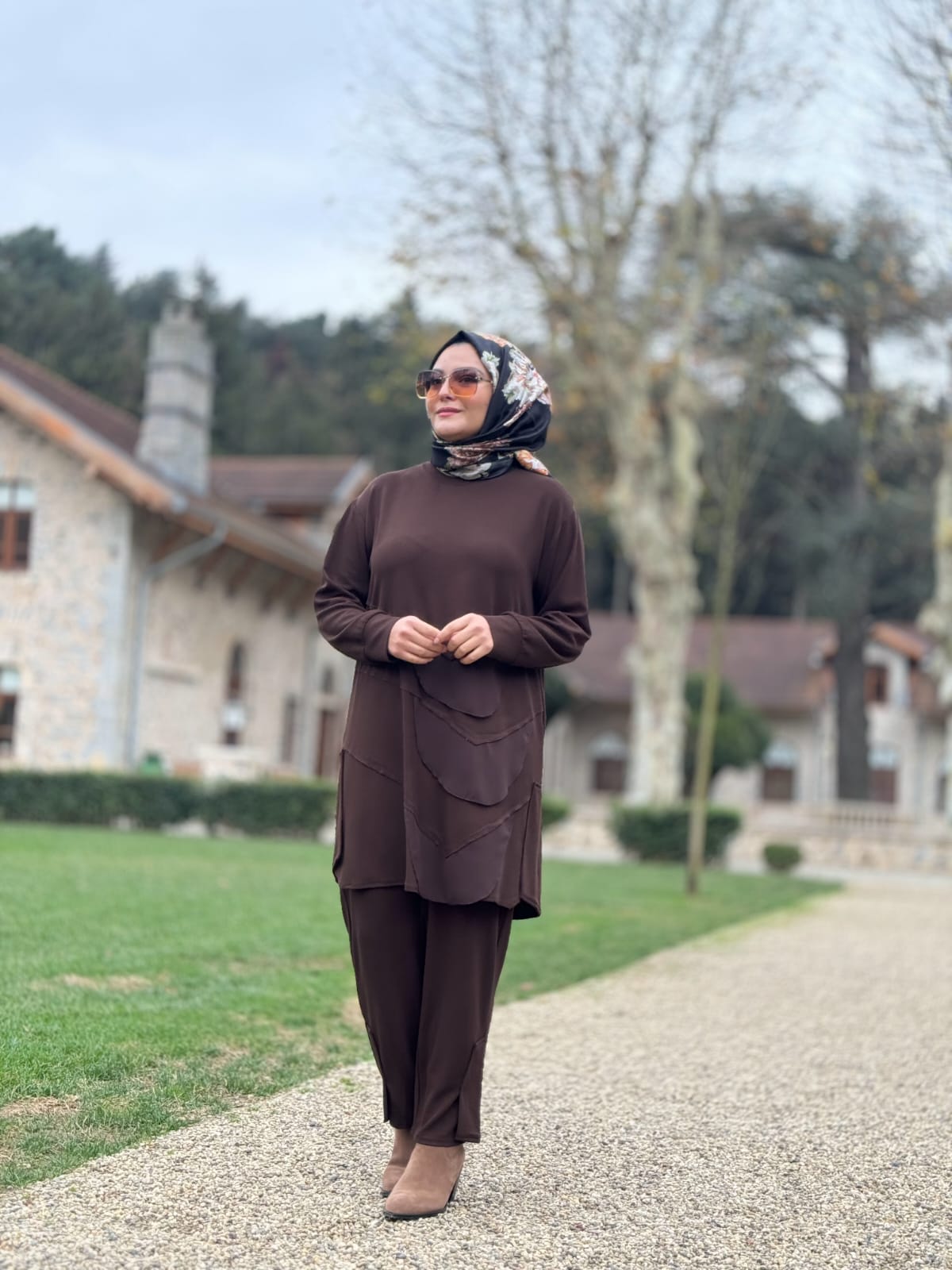 Oval Şifon Detaylı Tesettür Tunik
