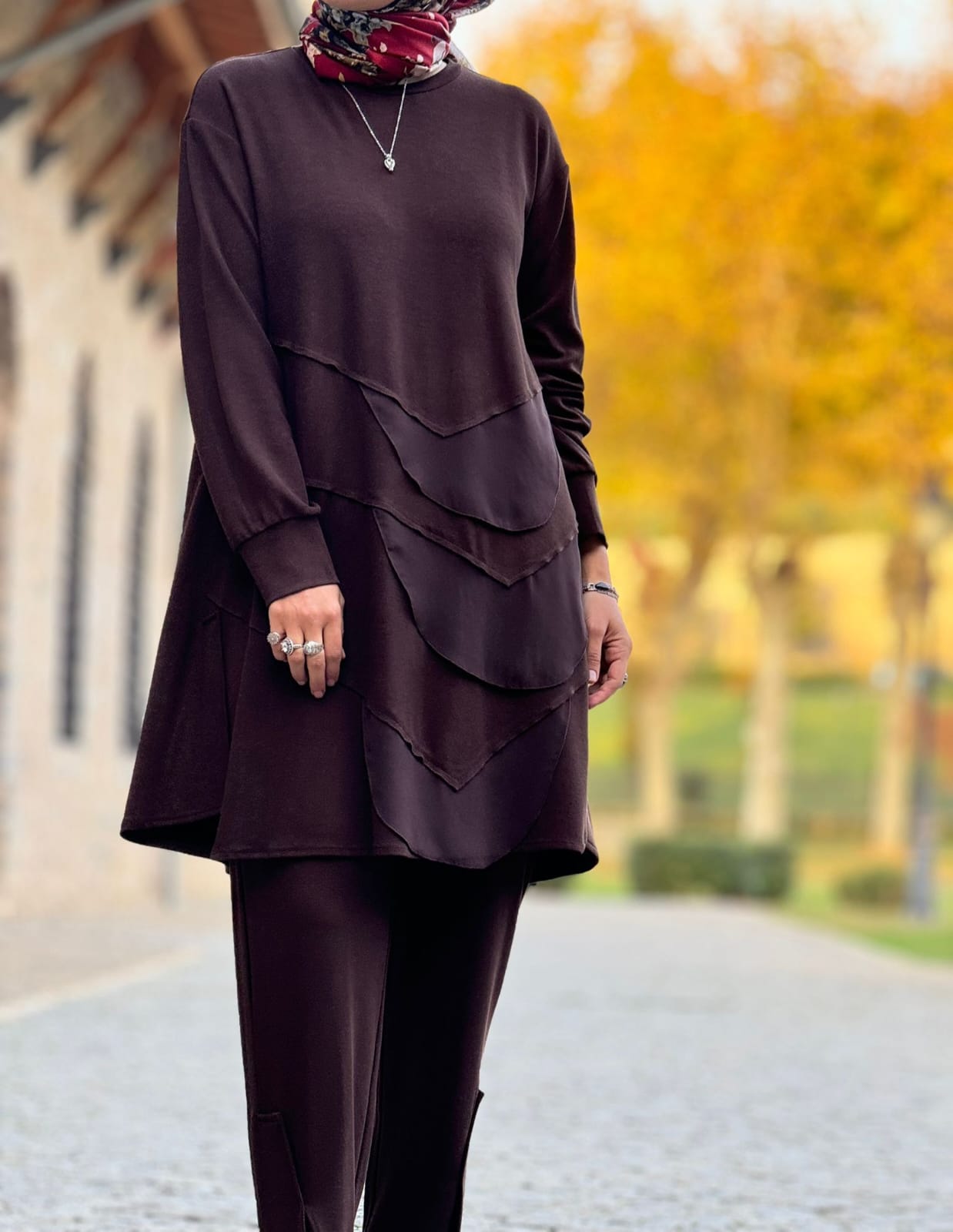 Oval Şifon Detaylı Tesettür Tunik