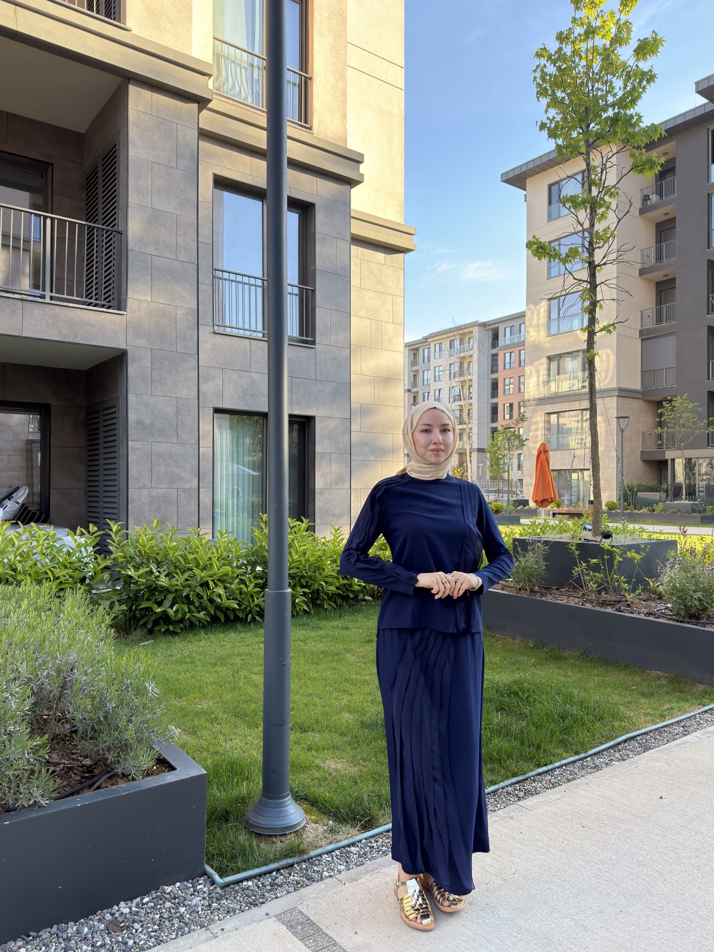 Şifon Detaylı Etek Bluz Takım