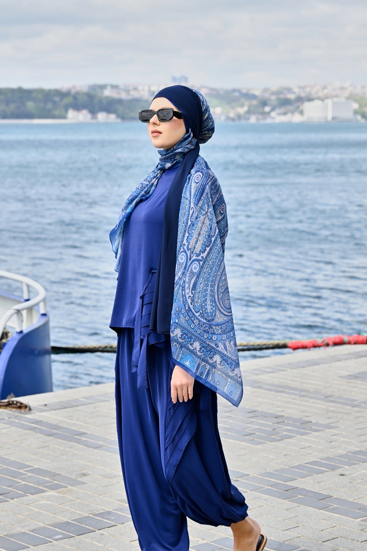 Verev Şerit Detaylı Şalvar Takım