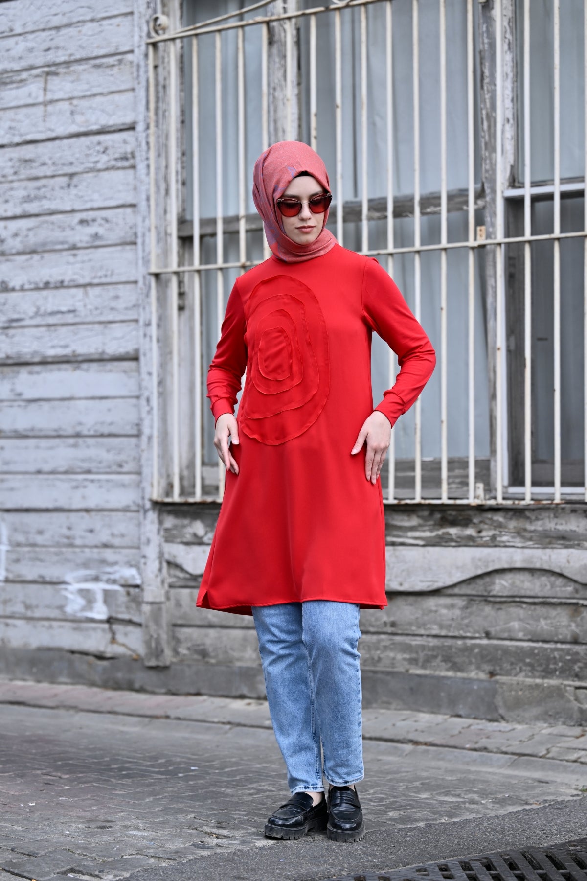 Dalga Form Detaylı Uzun Kollu Tesettür Tunik
