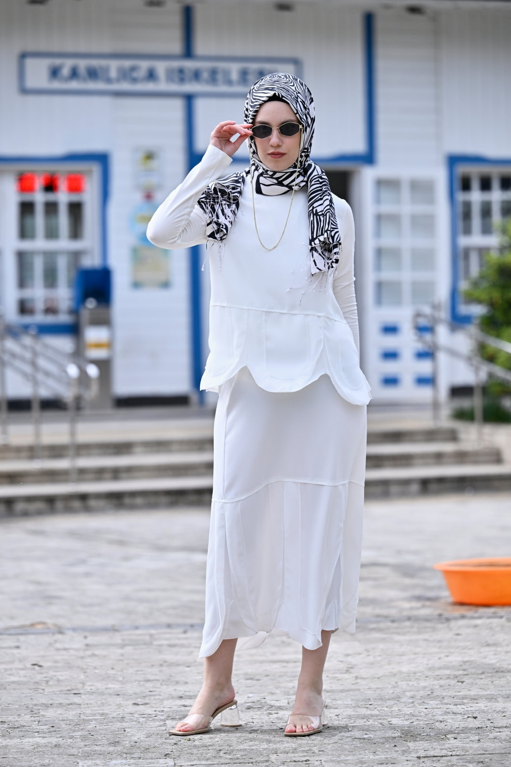 Asimetrik Şifon Detaylı Etek Bluz Takım