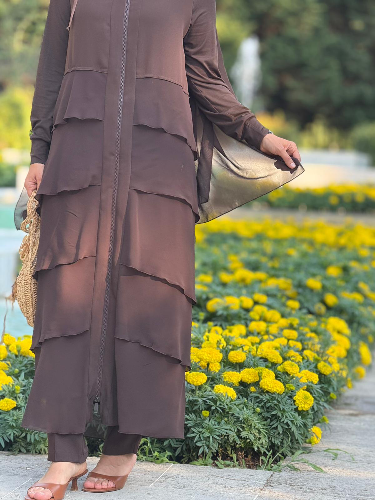 Fermuarlı Kat Kat Şifon Detaylı Uzun Ferace