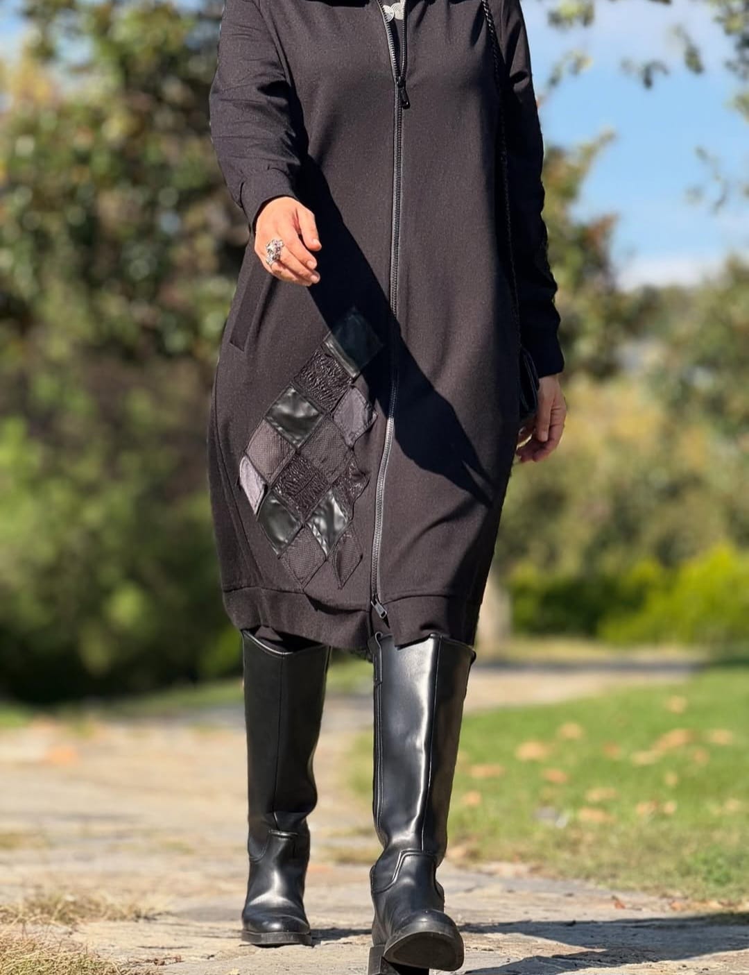 Fermuarlı Patchwork Deri Detaylı Tesettür Kap