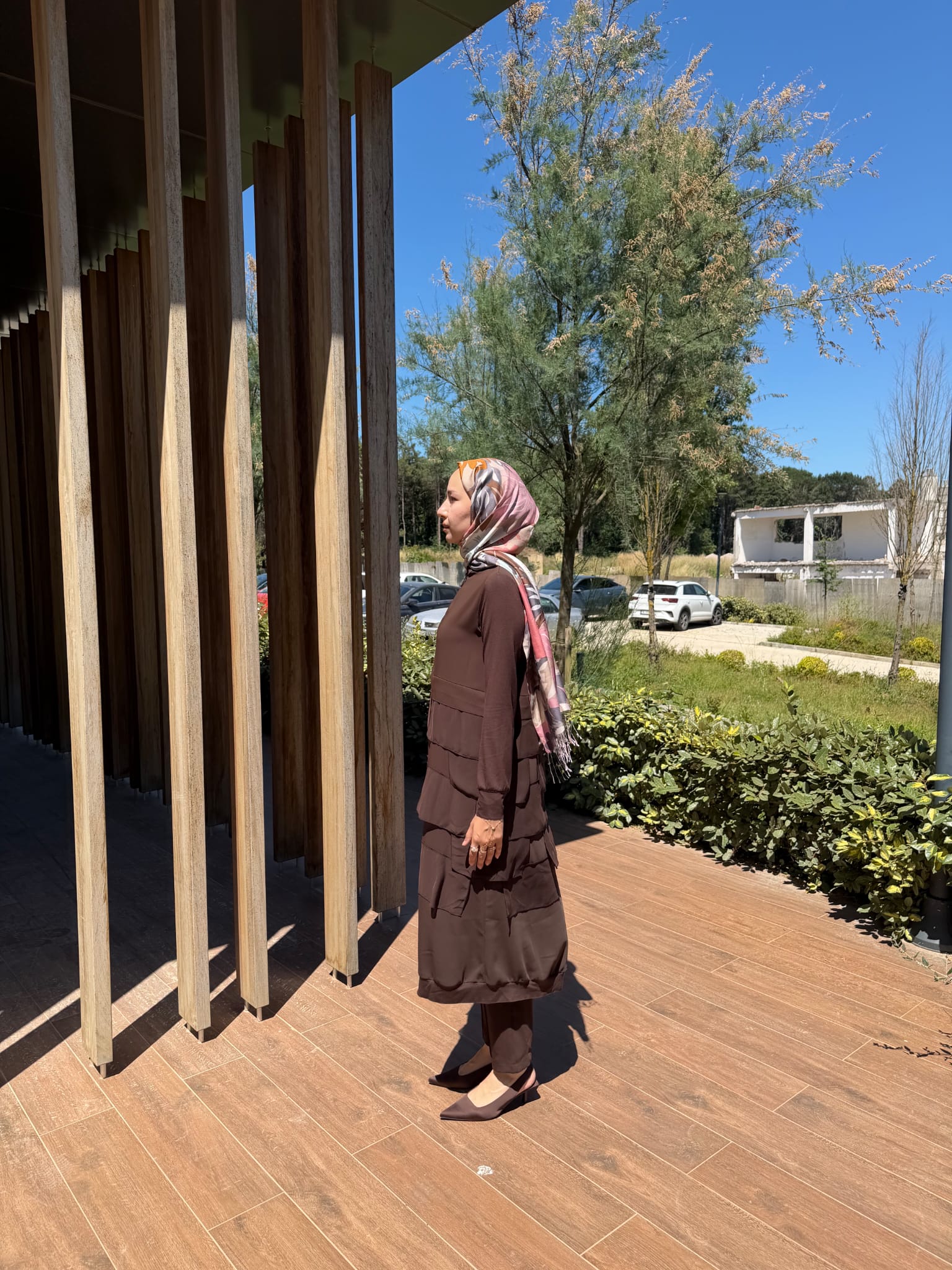 Fermuarlı Kat Kat Şifon Detaylı Ferace