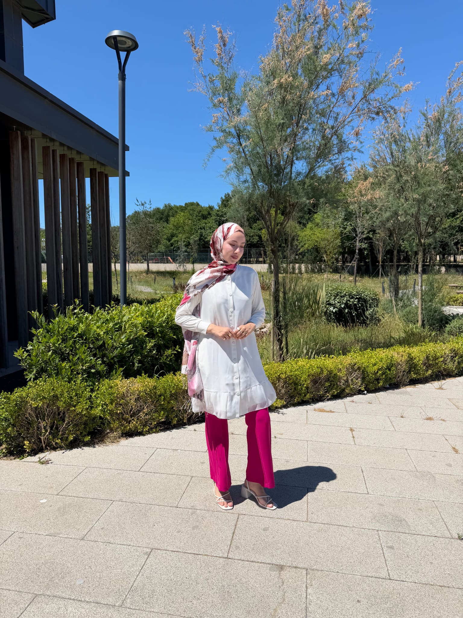 Önden Çıtçıtlı Şifon Parça Detaylı Tesettür Tunik