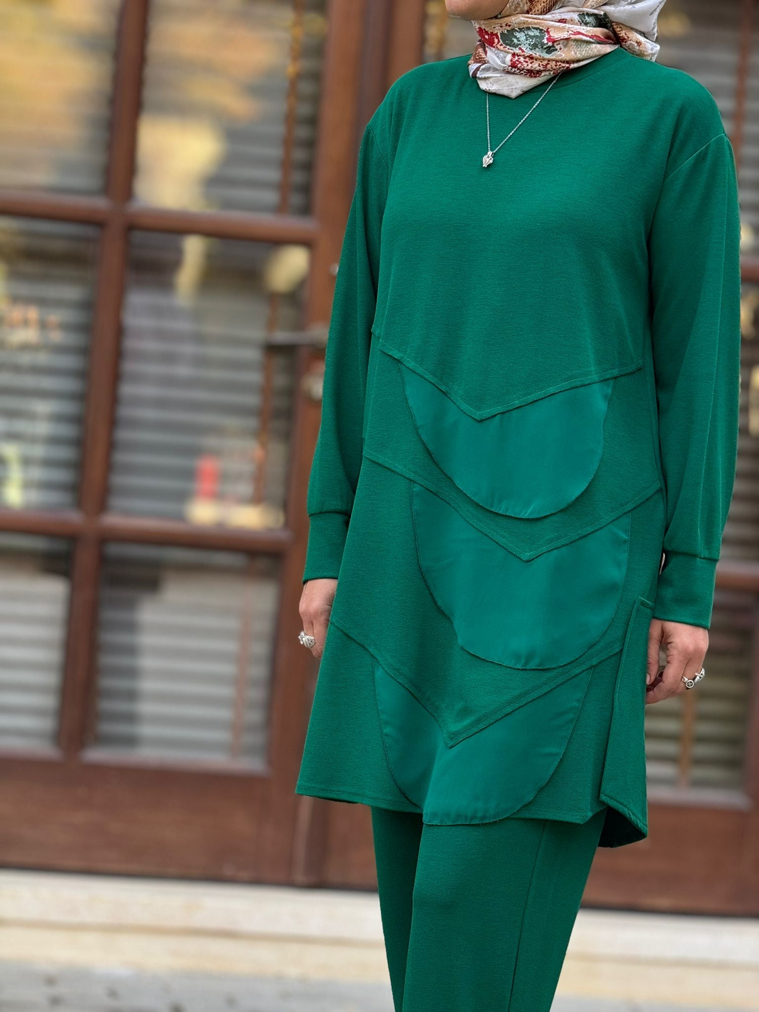 Oval Şifon Detaylı Tesettür Tunik