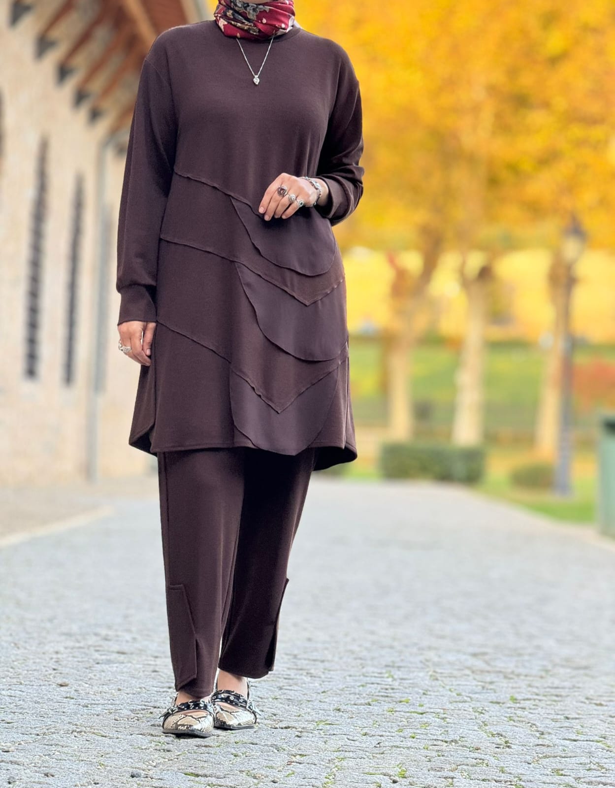 Oval Şifon Detaylı Tesettür Tunik
