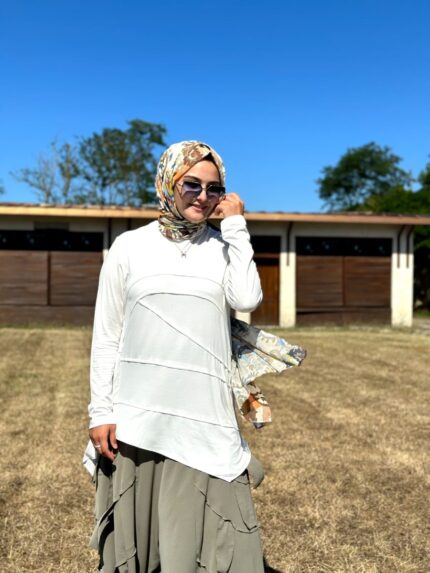 Nervürlü Asimetrik Kesim Penye Bluz